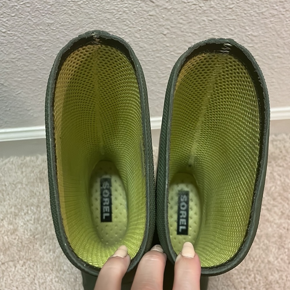 SOREL Women's Olive Green Waterproof Rain Boots - Picture 3 of 11